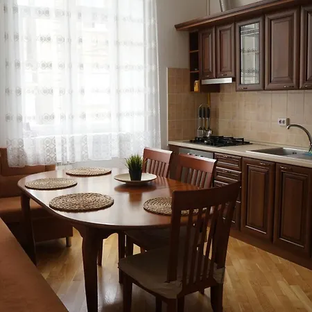Peka Apartment Lviv Exterior photo